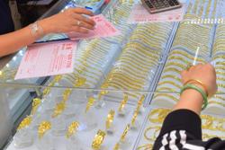 Giá vàng hôm nay 13-8: Đảo chiều tăng mạnh