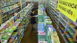 Sách giáo khoa: Đến hẹn lại… lo