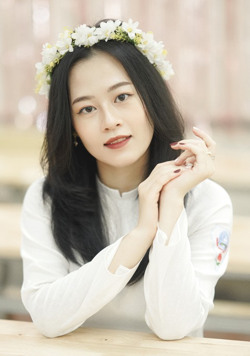 Những nữ sinh đam mê học văn