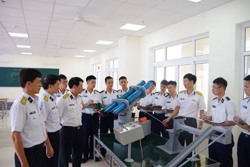 Tuyển sinh đại học năm 2022: Cân nhắc ngành và trường xét tuyển