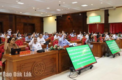 Kỳ họp chuyên đề lần thứ 5, HĐND tỉnh khóa X: Thông qua 12 Nghị quyết quan trọng