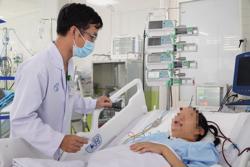 Bệnh viện hụt hơi khi tự chủ toàn diện