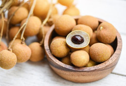 Hai mặt của quả nhãn