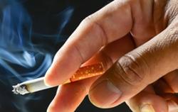 Phạt "nguội" người vi phạm hút thuốc lá nơi công cộng