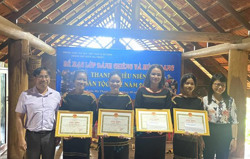 TP. Buôn Ma Thuột: Bế mạc lớp đánh chiêng và múa xoang thanh thiếu niên dân tộc Êđê năm 2022