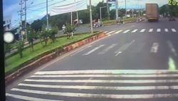 Vụ "lạnh sống lưng" với xe tải vượt đèn đỏ lao vun vút: Tìm thấy tài xế