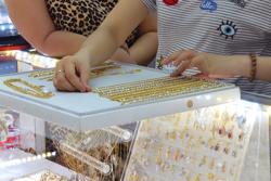 Giá vàng hôm nay 5-8: Tăng sốc khi quan hệ Mỹ - Trung Quốc căng thẳng