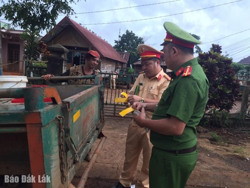 Công an thị xã Buôn Hồ: Ra quân cao điểm kiểm tra, xử lý các hành vi vi phạm trật tự an toàn giao thông