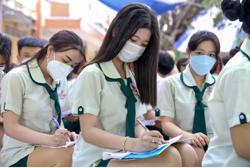 Học phí đại học ồ ạt tăng