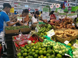 Có giữ được mức lạm phát 4%?