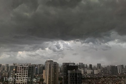 Cảnh báo mưa lớn cục bộ, lốc, sét và gió giật mạnh ở Bắc Bộ