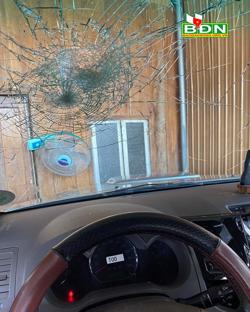 UBND TP. Gia Nghĩa chỉ đạo điều tra, xác minh đối tượng ném đá xe ô tô