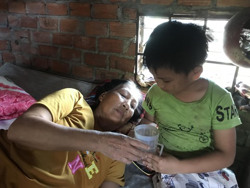 Người phụ nữ mắc bệnh hiểm nghèo cần được giúp đỡ