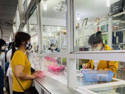 Bảo đảm cung ứng thuốc, cần những giải pháp dài hạn