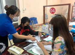 Khoảng 97% lao động hưởng trợ cấp thất nghiệp qua thẻ cá nhân