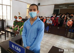 Đâm chết người vì tiếng nẹt pô, đối tượng lĩnh án 7 năm tù