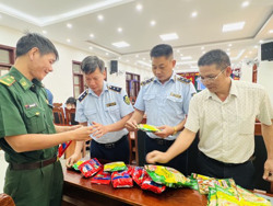 Đắk Lắk: Nâng cao nghiệp vụ phân biệt hàng thật, hàng giả