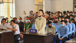 Dùng hung khí hỗn chiến, hai nhóm thanh thiếu niên lĩnh án tù