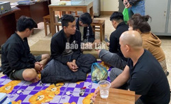 Công an huyện Ea H’leo bắt quả tang 5 đối tượng sử dụng ma tuý tại nhà 