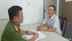 Người đàn ông đầu thú sau 20 năm trốn truy nã