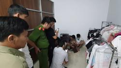 Tên trộm ẩn nấp trong nhà 6 giờ nhưng chủ nhà không biết