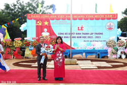 Lễ công bố thành lập Trường THPT Dân tộc nội trú Đam San và khai giảng năm học mới