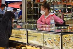 Giá vàng hôm nay 9-9: Đột ngột đảo chiều đi xuống