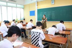 Sau một học kỳ, học sinh lớp 10 có được thay đổi tổ hợp môn tự chọn?