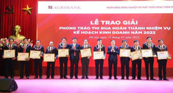 Agribank Đắk Lắk vươn lên đạt giải Ba đơn vị xuất sắc toàn hệ thống