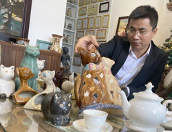 Độc đáo bộ sưu tập hiện vật mèo trên gốm 