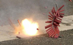 Nhiều vụ tai nạn liên quan đến pháo nổ 