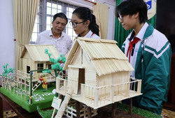 Thực hiện Chương trình Giáo dục phổ thông 2018: Xây dựng nội dung giáo dục địa phương giàu bản sắc