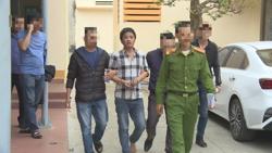 Giết người yêu trong nhà nghỉ bằng sợi dậy sạc điện thoại