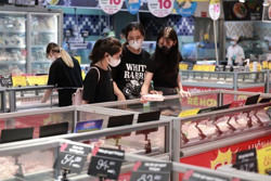 Bình ổn giá cao điểm cuối năm