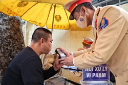 Chỉ trong 6 tuần, hơn 6.000 trường hợp vi phạm nồng độ cồn