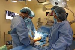 Còn trẻ đã thoái hóa khớp