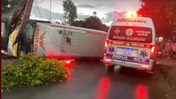 Xe cứu thương gặp nạn, bệnh nhi 1 tuổi tử vong