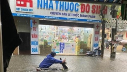 Ngày 30/10, miền Trung mưa lớn, miền Bắc giảm nhiệt