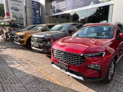 Ô tô đa dụng gầm cao được ưa chuộng