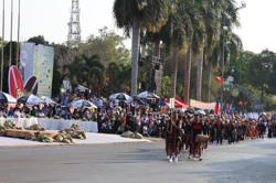 Lượng khách và doanh thu dịch vụ du lịch tăng mạnh