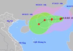 Bão số 4 giật cấp 14, sóng biển cao 6-8 m