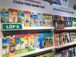 Biên soạn, thẩm định, phát hành sách giáo khoa: Còn nhiều hạn chế
