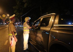 Thành lập 21 tổ công tác kiểm tra, xử lý vi phạm nồng độ cồn, ma túy và xe chở quá tải