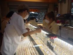 Giá vàng hôm nay 1-11: USD tăng giá dữ dội, vàng giảm mạnh