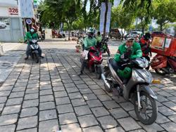 Grab, ShopeeFood, Be, Gojek... nói gì về việc thu phí đơn hàng quá cao?