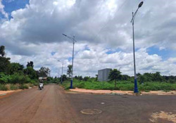 Làm gì để "giải vây" cho đấu giá đất?