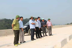 Triển khai thực hiện các công trình trọng điểm tại huyện Ea Kar: Nhiều giải pháp tháo gỡ khó khăn