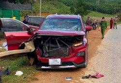 Vụ xe con tông lan can làm 2 người chết: Tài xế dương tính với chất ma túy