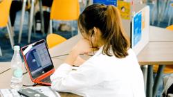 Top 10 công việc online uy tín cho sinh viên