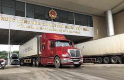 Cửa khẩu Kim Thành thí điểm vận chuyển hai chiều với nông sản tươi sống